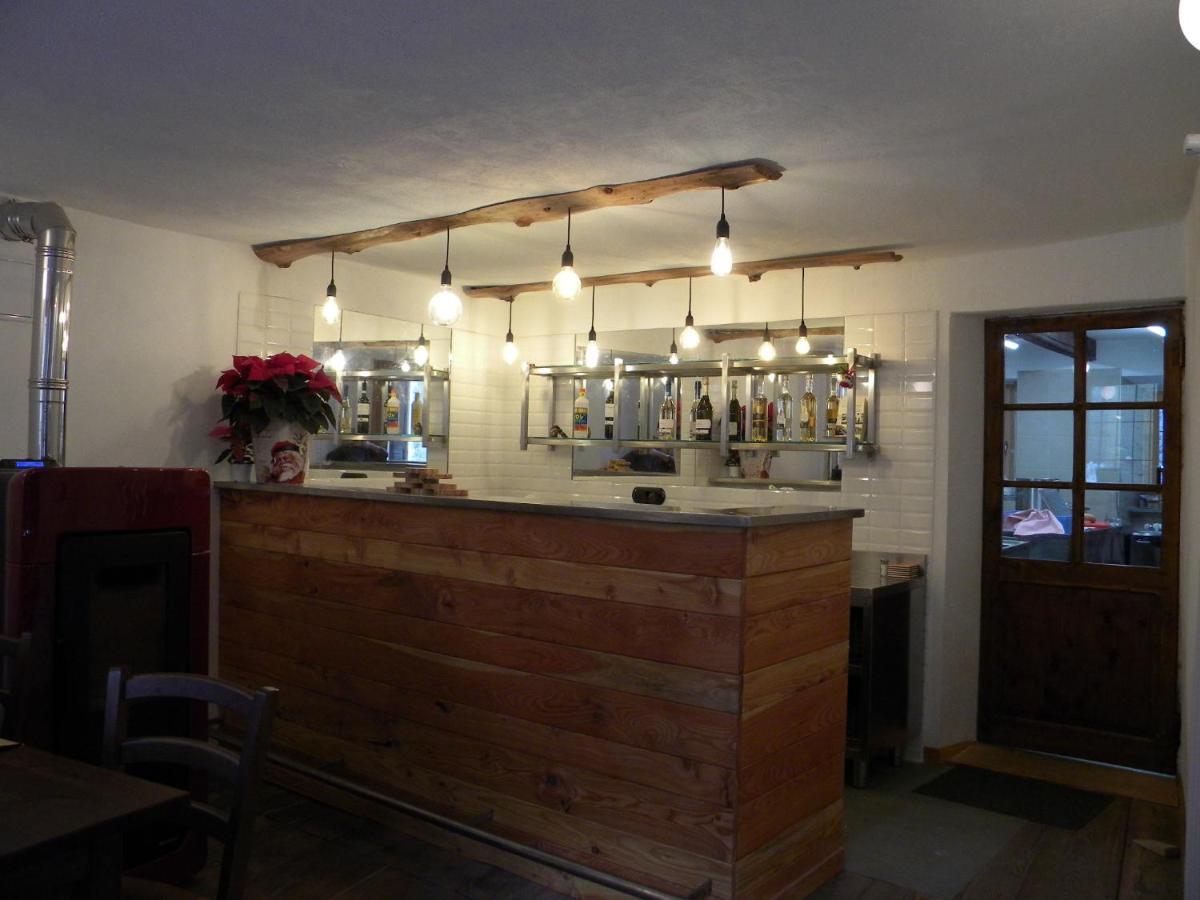 Cantina Alpina Salbertrand Bagian luar foto